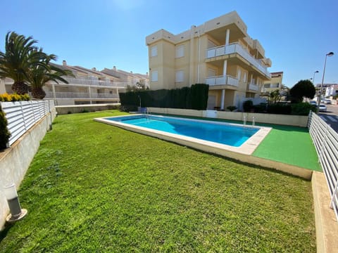 Property building, Swimming pool