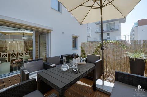 Tolles Familienapartment mit 3 Schlafzimmern einer Terrasse und Garage by Jantar Apartamenty Apartment in West Pomeranian Voivodeship, Poland