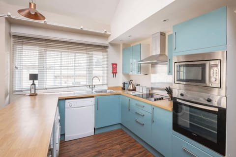 Dream Stays Bath - Queen Street Loft Apartment Apartment in Bath