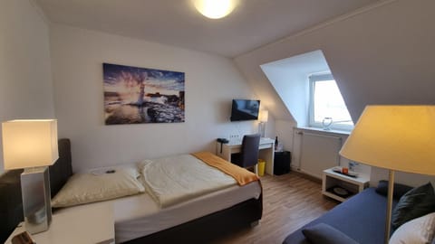 Living room, Photo of the whole room, Bedroom