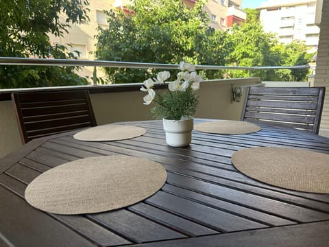 View (from property/room), Balcony/Terrace