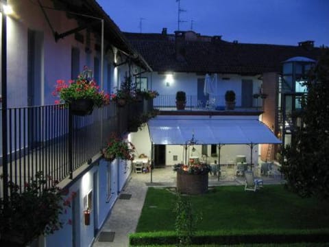 Property building, Night
