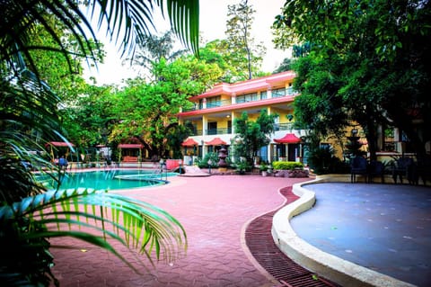 Property building, Swimming pool