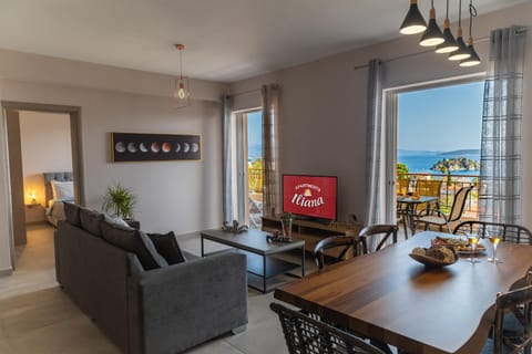 TV and multimedia, Living room, Seating area, Dining area, Sea view