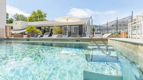 Spa and wellness centre/facilities, Swimming pool
