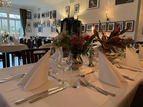Restaurant/places to eat, Breakfast