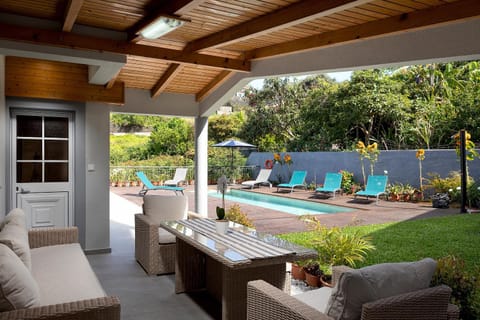 Garden, Swimming pool