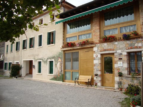 b&b alla pergola Bed and Breakfast in Valdobbiadene
