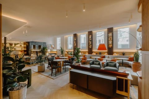 Meeting/conference room