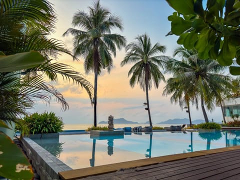 Natural landscape, Garden view, Pool view, Sea view, Swimming pool, Sunset, sunbed