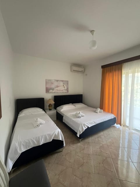 Hotel Vila Kafe Hotel in Vlorë County, Albania