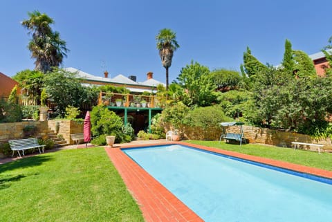 Property building, Swimming pool