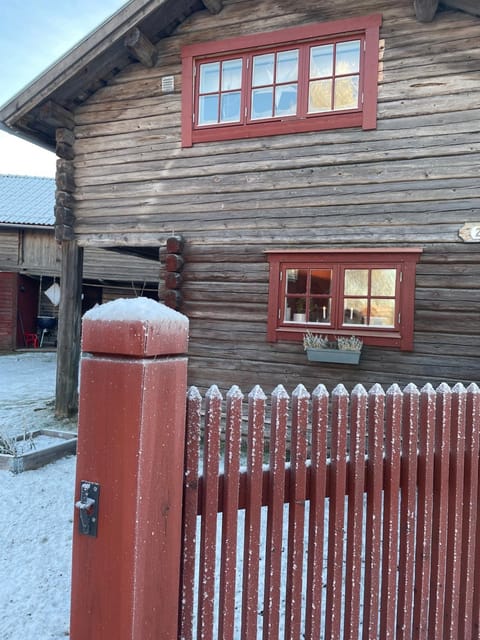 Property building, Day