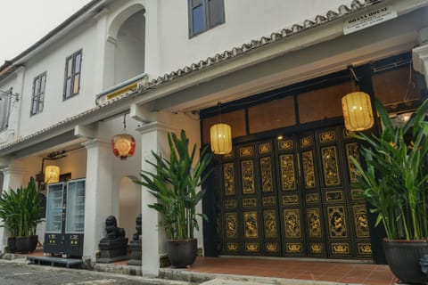 Property building, Facade/entrance