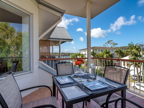 Balcony/Terrace, River view