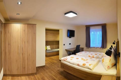 Bed, bunk bed