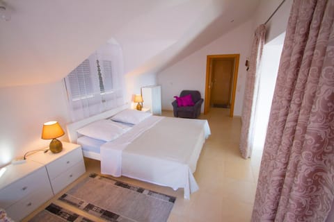 Apartments Mila Apartment in Šibenik-Knin County, Croatia