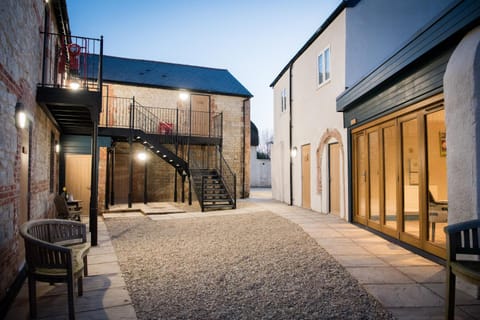 Property building, Inner courtyard view