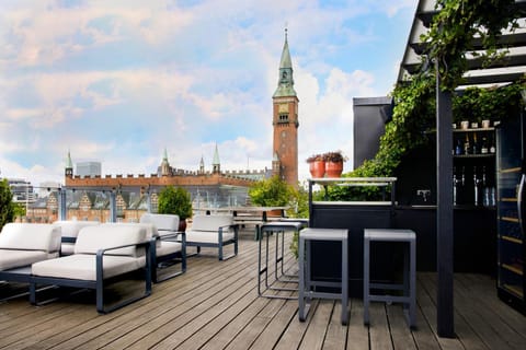 Patio, View (from property/room), Balcony/Terrace, Seating area, City view