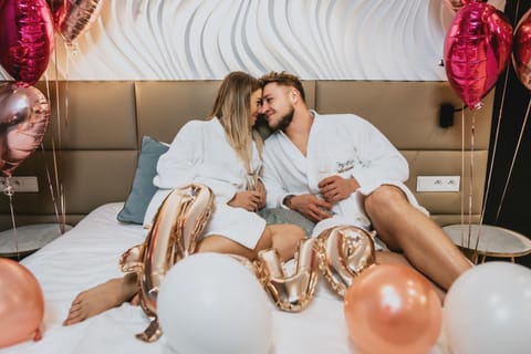 People, Decorative detail