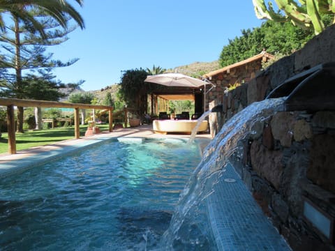 Spring, Off site, Winter, Summer, Garden, Autumn, Swimming pool, Swimming pool