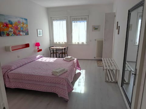 Garden Belvedere B&B Bed and Breakfast in Nago–Torbole