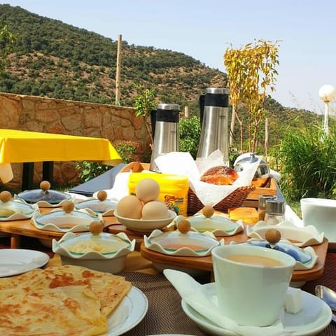Natural landscape, Mountain view, Breakfast, Continental breakfast