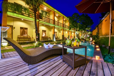 Property building, Patio, Swimming pool