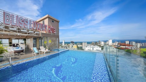 Day, View (from property/room), City view, Landmark view, Mountain view, Sea view, Swimming pool, Sunrise