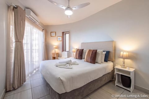 Bed, Photo of the whole room, Bedroom, towels, air conditioner