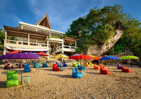 Property building, Beach