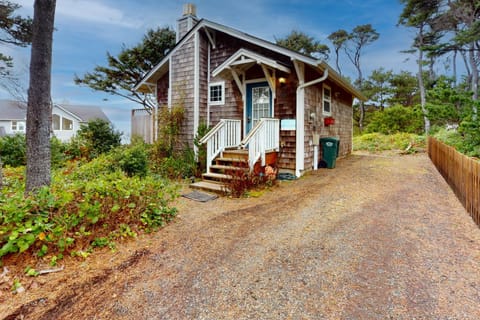Oregon Bed n' Beach House in Newport