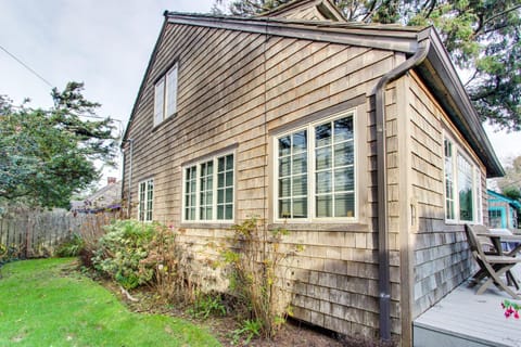 Historic Haystack Cabin Cabin in Cannon Beach
