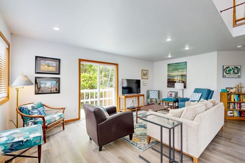 Nye Beach Bungalow House in Newport