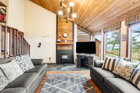 Vista Del Mar House in Oregon