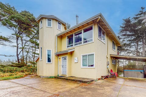 The Sandy Spur House in Oregon