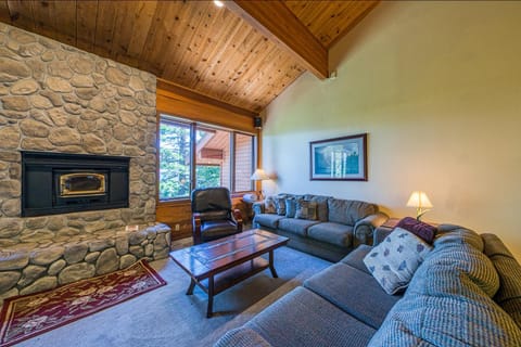 The Bridges 23 Apartment in Mammoth Lakes