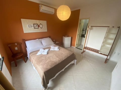 Bed, Photo of the whole room, Bedroom, heating, oven, wardrobe, air conditioner