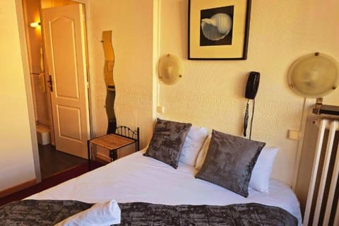 Hôtel Alexandra Centre Ville Hotel in Hauts-de-France