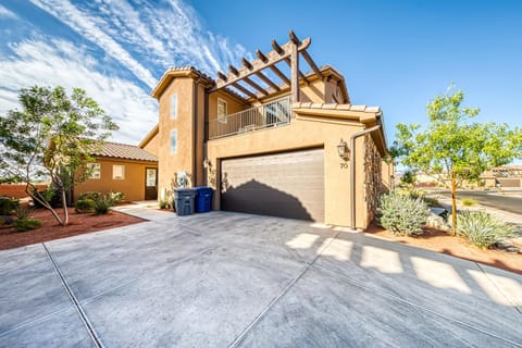 Legacy Land: Paradise Village #70 House in Santa Clara