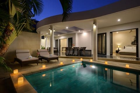 Balcony/Terrace, Swimming pool