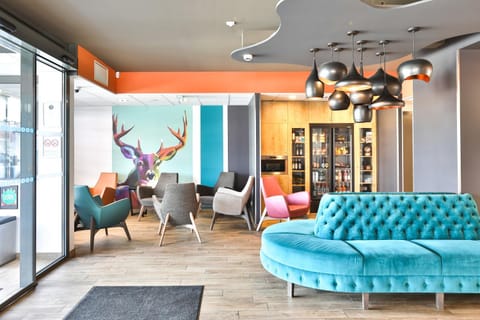 Lobby or reception, Seating area