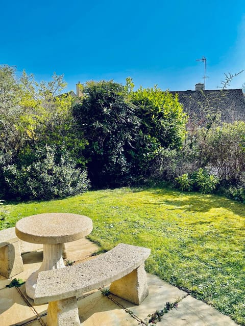 Cotswold Chic Retreats "Jacinabox" Central Chipping Campden-Parking-Garden Apartment in Chipping Campden