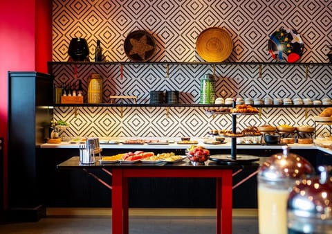 Breakfast, Buffet breakfast