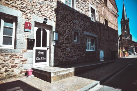 Hôtel La Poterne du Roy Hotel in Wallonia, Belgium