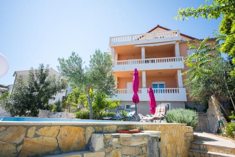 Patio, Facade/entrance, Garden, Balcony/Terrace, Lobby or reception, Pool view