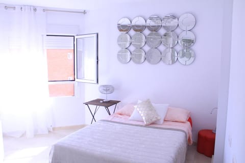 Sunny Apartments, Alicante Centre Apartment in Alicante