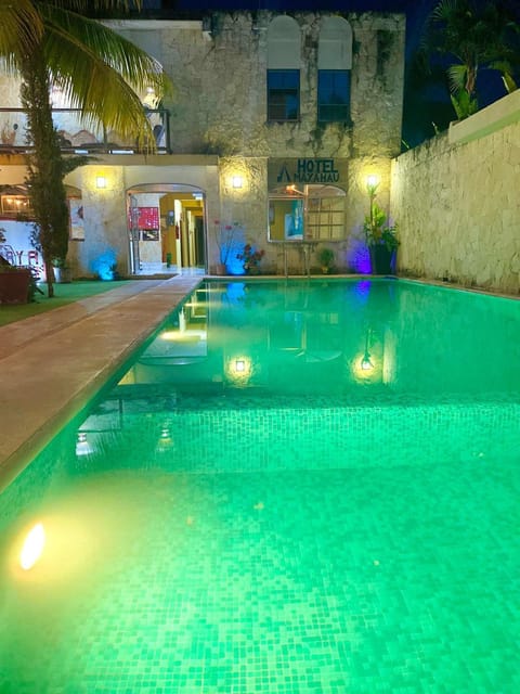 Property building, Swimming pool
