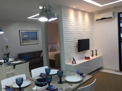 Living room, Decorative detail, Dining area