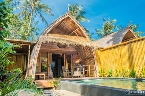 Balcony/Terrace, Swimming pool